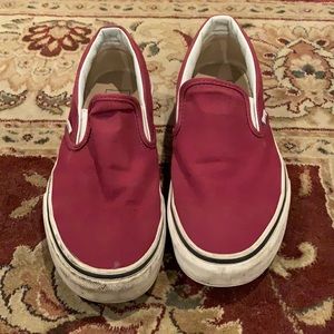 Maroon Vans size 7 (woman’s) 5.5 (men’s)